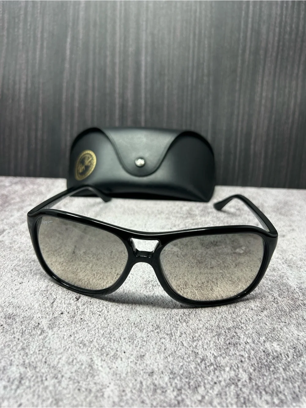 Ray Ban CATS 4000 black/grey gradient RB4128 601/32 60 sunglasses